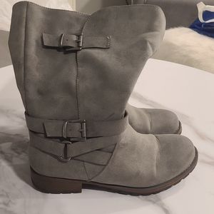 Grey Suede Mid-Height Boots with Buckles
